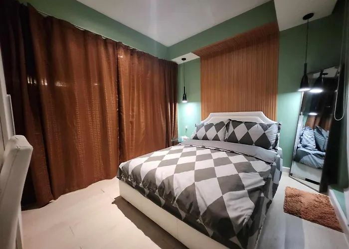 Near Airport, Double Bed, White Gym &